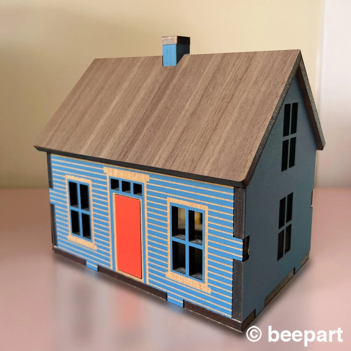 New England Farmhouse Miniature House: Cape Cod Wood Homestead 1:48 Scale