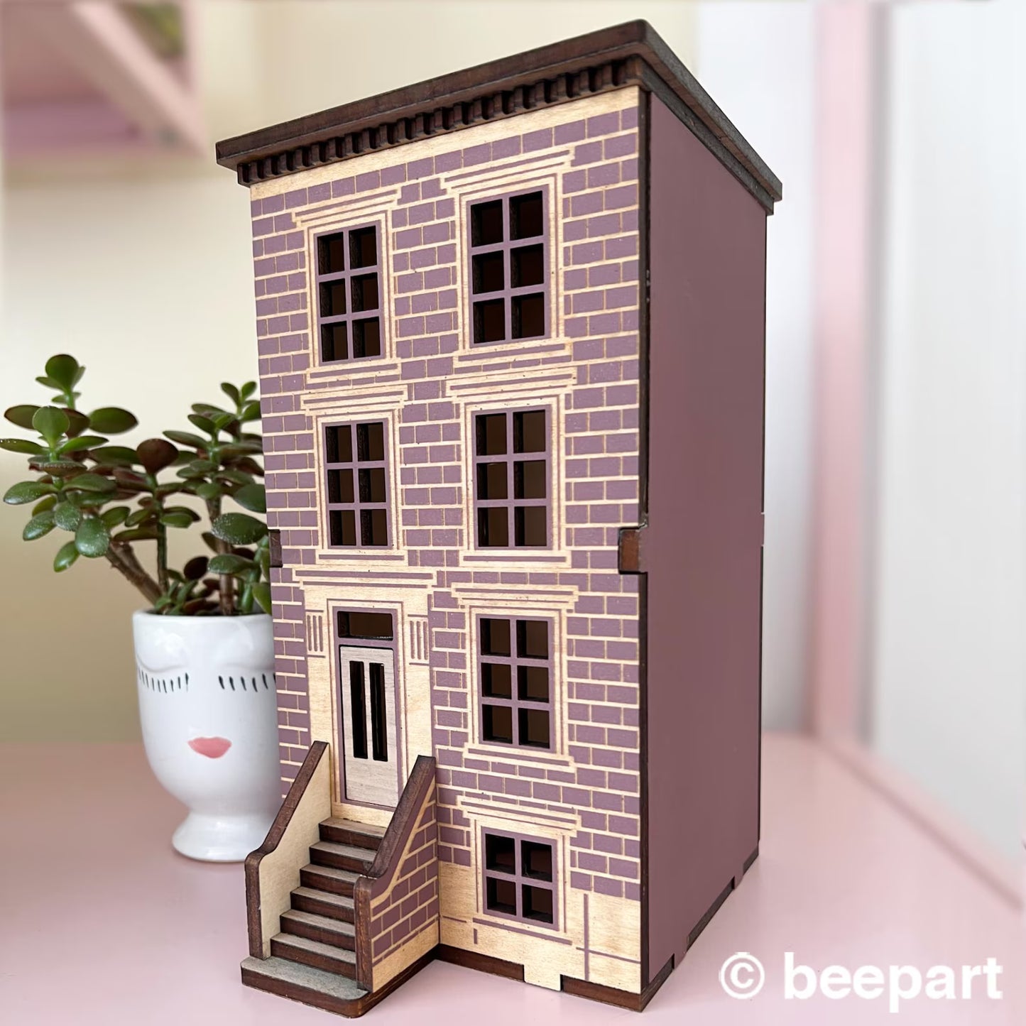 NYC Brownstone Miniature House: New York City Bookshelf Decor