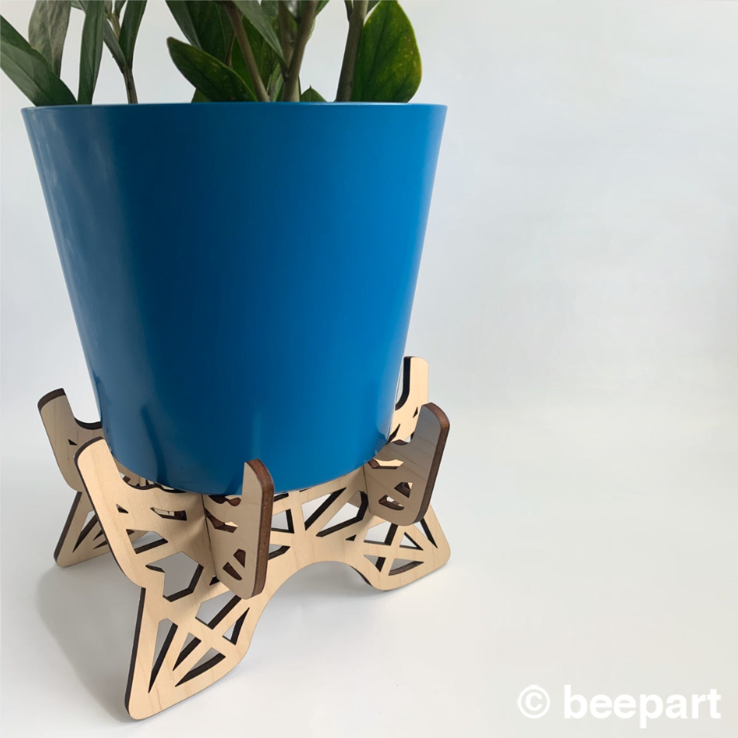 Wood plant stand for 6" pot indoor plant holder ornate wooden plant stand contemporary interior design house plant holder