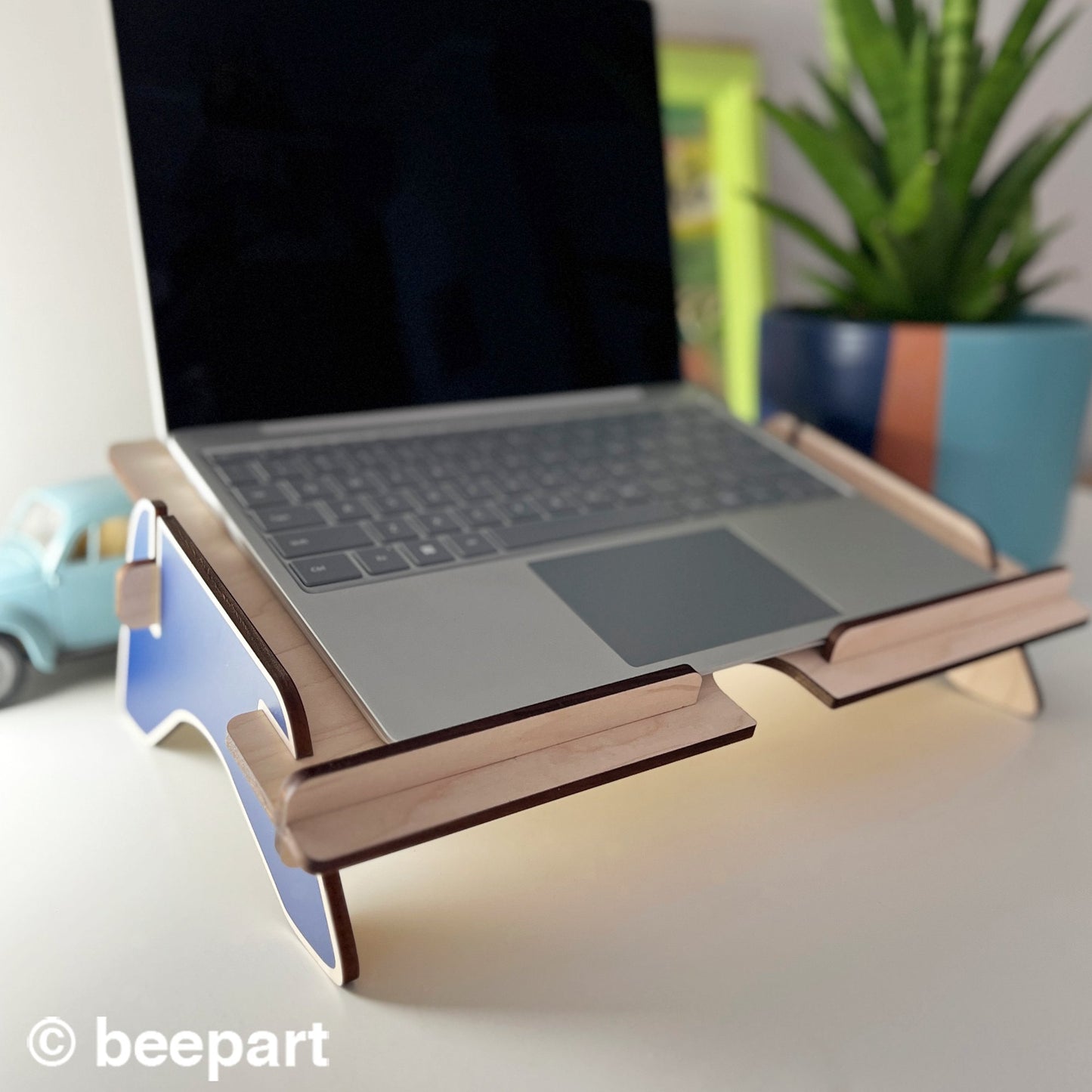 TANDIE Wood Laptop Stand | Ergonomic Wooden MacBook Riser | beepart