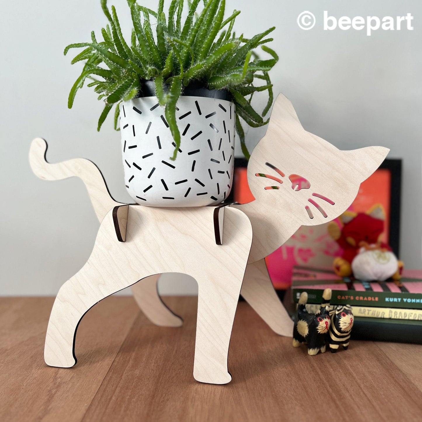 FELIX Cat Shaped Plant Stand | Wood Indoor Plant Holder – Cat Lover Gift